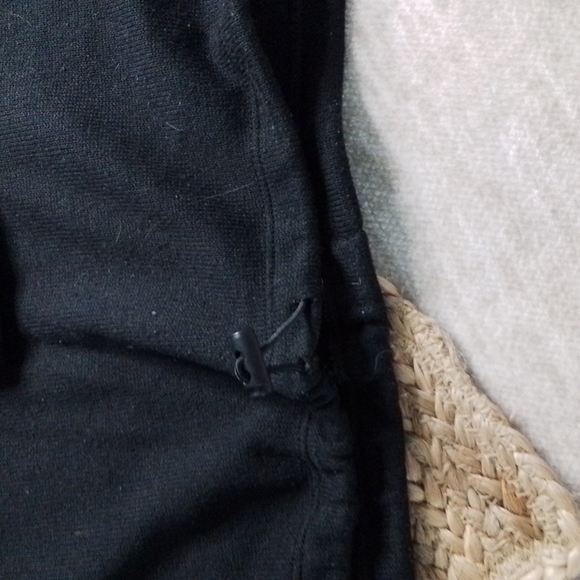 Pink Hoodie - Picture 3 of 4